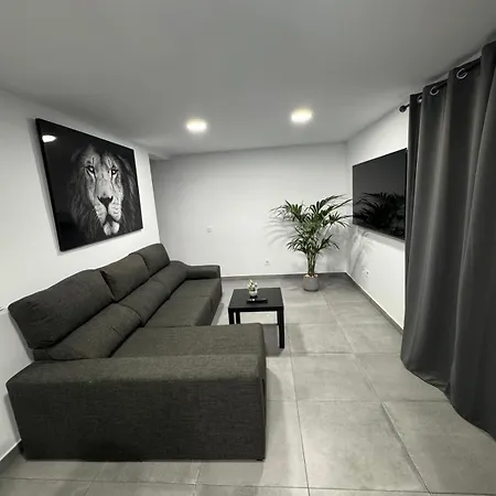 Luxury Tajao 1 Apartment