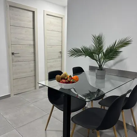 Apartment Luxury Tajao 1 *